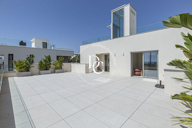 Foto 1bd67c98-0bff-44f4-91eb-cfb20abc9fbb. Casa amb calefacció aparcament piscina a Can Pei Sitges