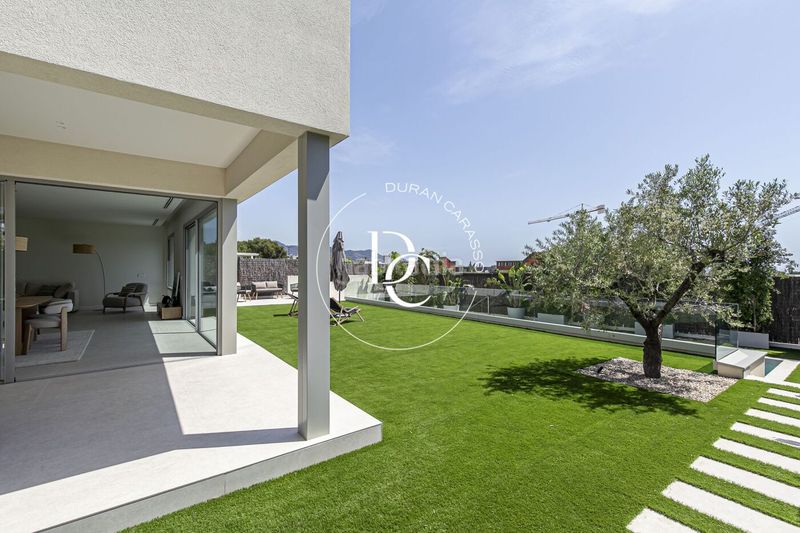 Foto 5e8ac494-9da9-4947-9fa5-9af8b4299ce9. Casa amb calefacció aparcament piscina a Can Pei Sitges