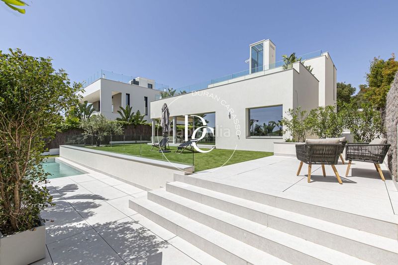Foto a9f5f627-240c-49bc-9743-bc3b1efcd79b. Casa amb calefacció aparcament piscina a Can Pei Sitges