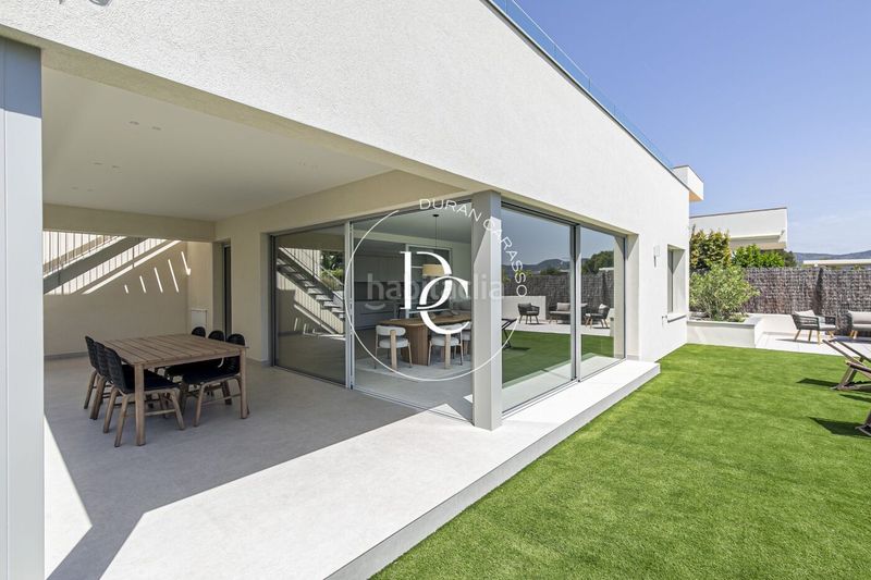 Foto c90bb47c-8919-4211-8ded-5b89e71f7a2c. Casa amb calefacció aparcament piscina a Can Pei Sitges