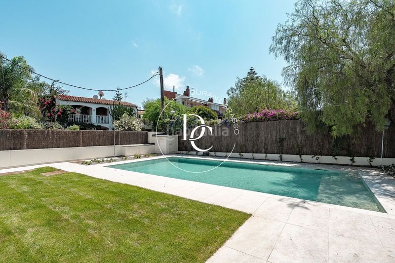 Foto 08b138e2-434b-4475-9c4e-1522fcdd7299. Rent flat with heating parking pool in Can Girona - Terramar - Vinyet Sitges