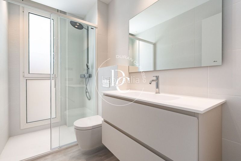 Foto 560d12e2-3eab-4a2c-946e-973247871362. Rent flat with heating parking pool in Can Girona - Terramar - Vinyet Sitges