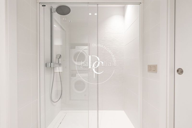 Foto 867dfd4d-8828-47bf-8e99-96043c4c3052. Rent flat with heating parking pool in Can Girona - Terramar - Vinyet Sitges