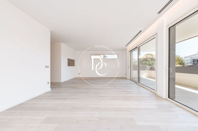 Foto 879f2958-2eb2-4d28-ae18-7a35a0237b58. Rent flat with heating parking pool in Can Girona - Terramar - Vinyet Sitges