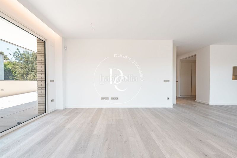 Foto b9fe0444-bbdb-4eab-84dd-707452bf3c14. Rent flat with heating parking pool in Can Girona - Terramar - Vinyet Sitges