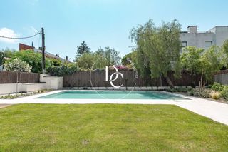 Affitto Appartamento  Carrer d'enric morera. Piso de lujo de 156 m2 con piscina y terraza en alquiler en sitg