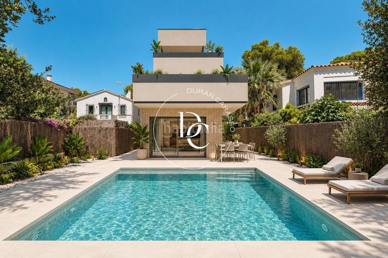 Foto ab274e13-f257-4d23-bcdd-d8048c588623. Casa amb calefacció aparcament piscina a Can Girona - Terramar - Vinyet Sitges