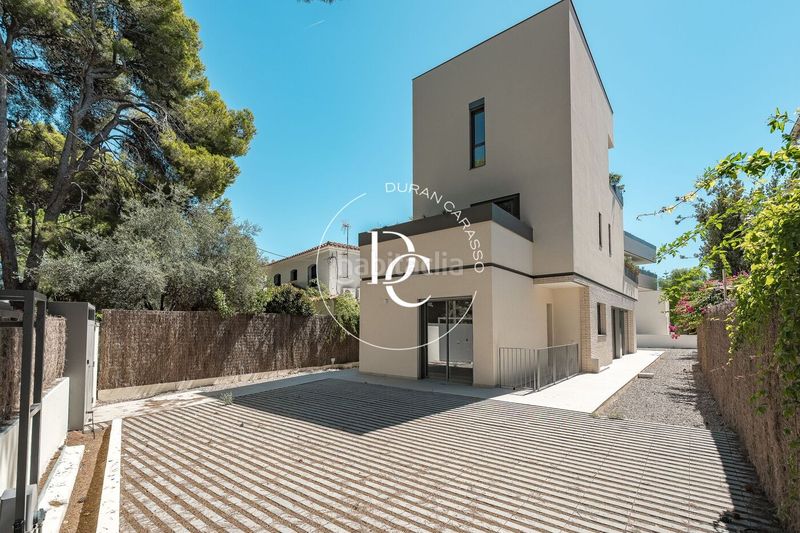 Foto e52d7471-451f-4528-b0e4-367e594c678e. Casa amb calefacció aparcament piscina a Can Girona - Terramar - Vinyet Sitges