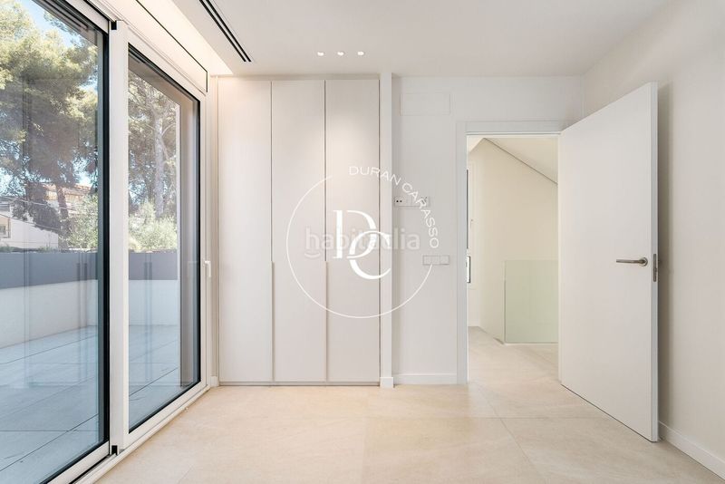 Foto fbd3c313-ba49-4428-a745-81673e411c1a. Casa amb calefacció aparcament piscina a Can Girona - Terramar - Vinyet Sitges