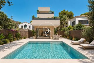 Casa a Can Girona - Terramar - Vinyet. Casa de lujo de 247 m2 con piscina y vistas en venta en vinyet,