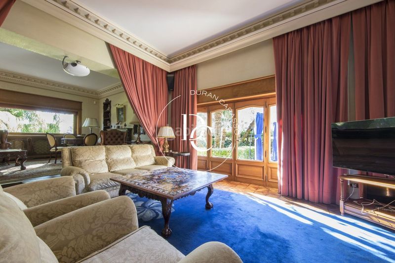 Foto 4b09979c-b609-4147-9a51-98006c0490a5. Casa amb calefacció aparcament piscina a Can Girona - Terramar - Vinyet Sitges
