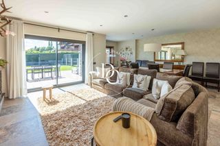Haus  Passeig rigolisa. Casa de lujo de 333 m2 con vistas en venta en puigcerdà
