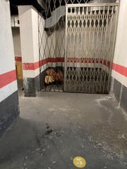 Aparcament cotxe a N/a 23. Parking familias pequeño