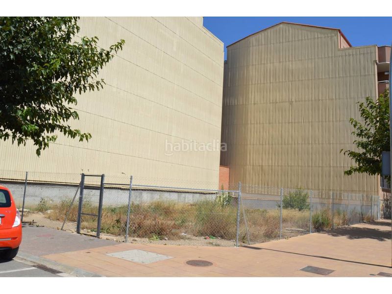 Foto ab2c2379-e8ad-462f-b94b-f9b9000d299b. Area edificabile industriale in avenida onze de setembre 82 in Alcarràs