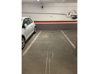 Parking coche en Doctor barraquer 14