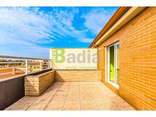 Duplex  Plaça dels vents. Duplex en venta en alcarràs