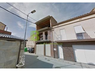 Terreny residencial  Carrer barceloneta. Solar con edificación en venta