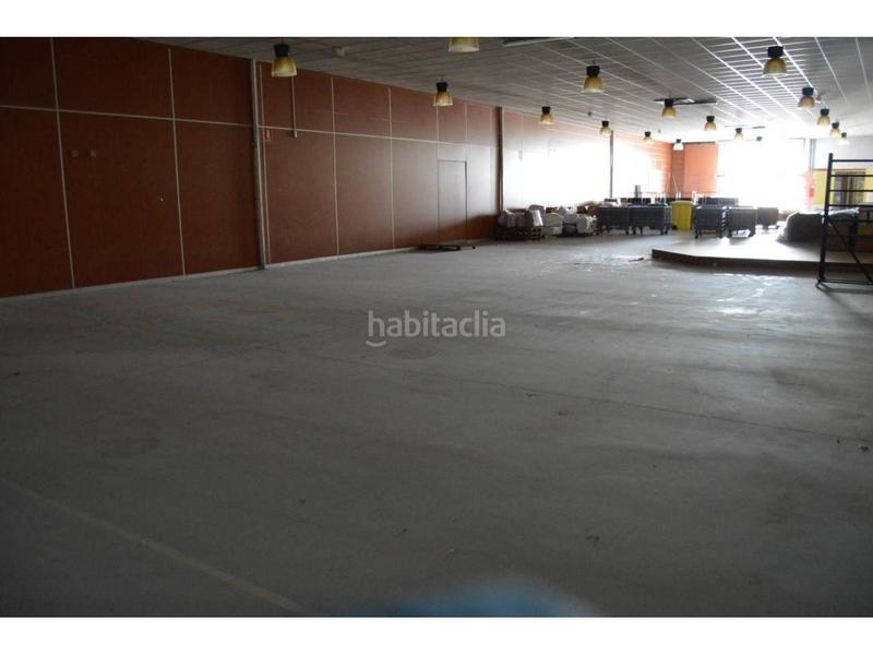 Foto 95e50be2-9727-4733-aed0-bc004abb0bce. Location local commercial dans Alcarràs