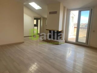 Duplex  Doctor combelles. Duplex en venta escultor combelles,  edificio talaia, lleida