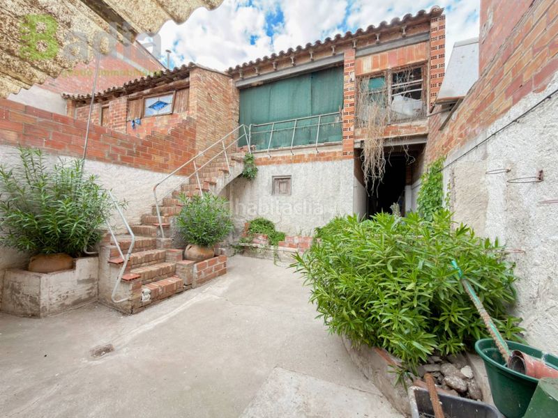 Foto bf116541-31f7-4953-8f8c-ed96fc52a859. Casa amb aparcament a Alcarràs