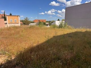 Gewerbliches Grundstück  Calle llevant. Venta de solar en alcarràs