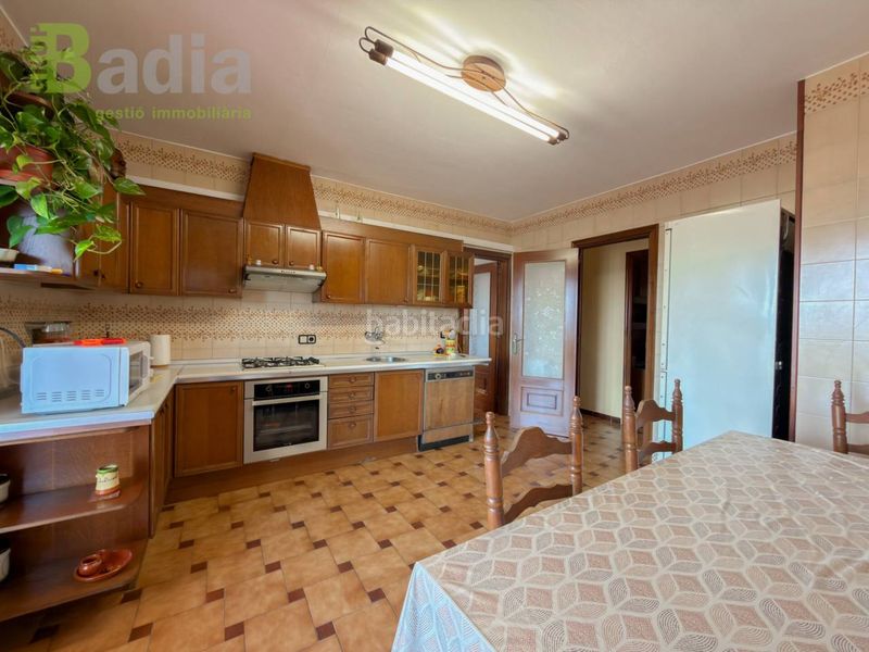 Foto a664dea7-9aab-45fc-b06b-94cf9e1b1f10. Casa amb calefacció aparcament a La Caparrella Lleida