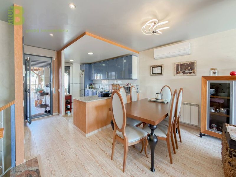 Foto c5b83b78-d895-49b4-a9fd-ba18f70d1d3b. Duplex avec chauffage parking dans Alcarràs