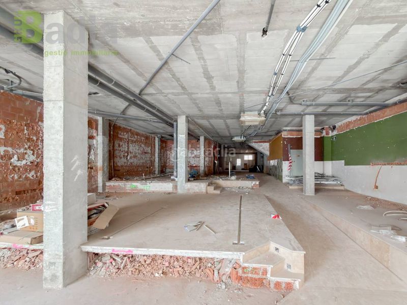 Foto 8aaf84c2-d685-40b2-9246-87caa7becb9a. Local comercial a calle major 202 a Alcarràs