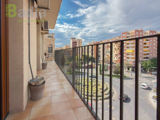 Location Appartement  Avenida balmes. Piso para estudiantes en zona alta de lleida  disponible en sept