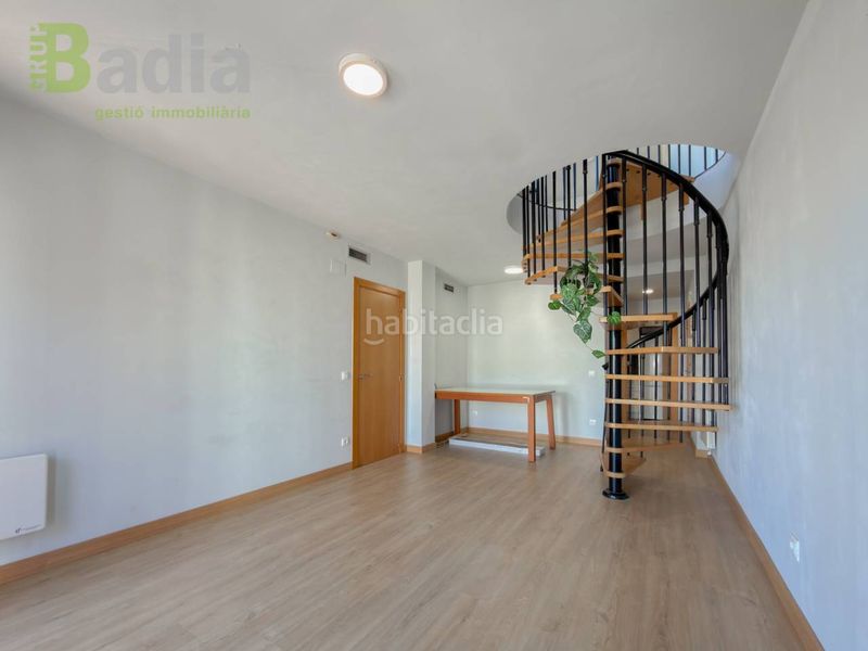 Foto ef0c7739-56bf-4681-afd6-f4ee9332d37c. Flat with heating in Sunyer