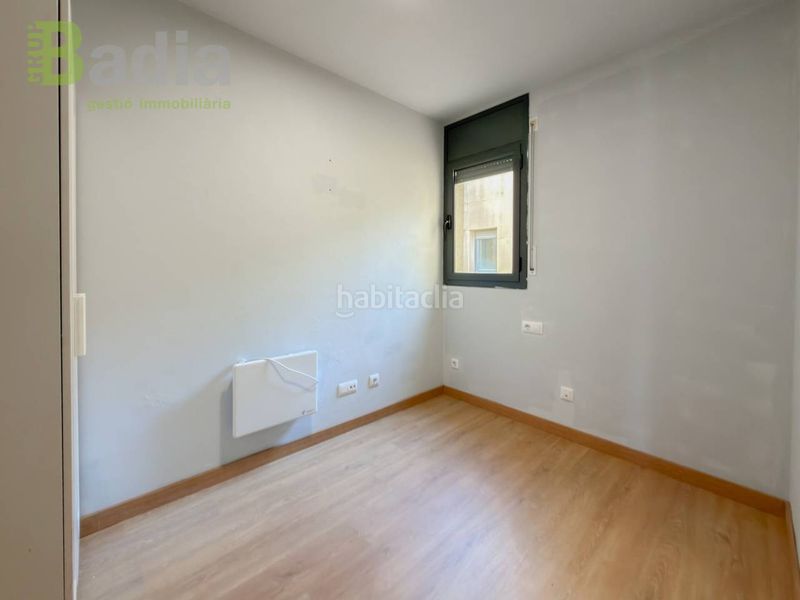 Foto f81f2d51-afc2-4b78-ab08-7a297c26adc8. Flat with heating in Sunyer