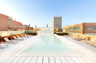 Rent Loft  Carrer del doctor trueta. Solo para estudiantes