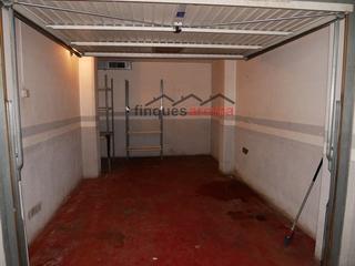 Car parking in Carrer avenir 38. Se vende plaza de parquing box en la calle avenir de valls.