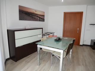 Location Appartement à Valls. Se alquila precioso piso de 3 hab+ aparcamiento en valls, zona p