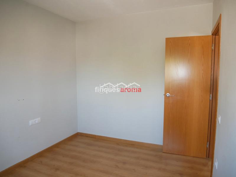 Foto 7995b688-20c2-4f8d-89c6-81481bdecd4f. Alquiler piso + parquing de alquiler . en Puigpelat