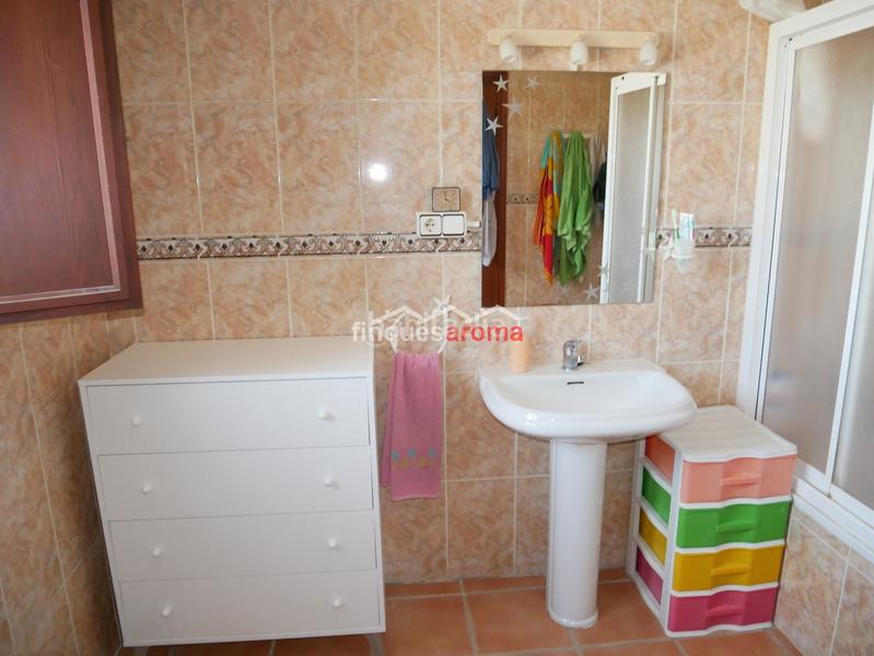 Foto 1cb38d0d-b20b-49a1-84d2-ac624a607371. Casa se vende casa tipo masia de 120 m2 y 4900m2 de terreno rústico en baiona, (tarragona). en Valls