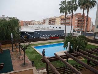 Location Appartement à Valls. Se alquila precioso piso de 2 hab+ trastero en valls, zona merca