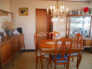 Flat in Valls. Bonito piso de 3 habitaciones en venta en valls – zona clols