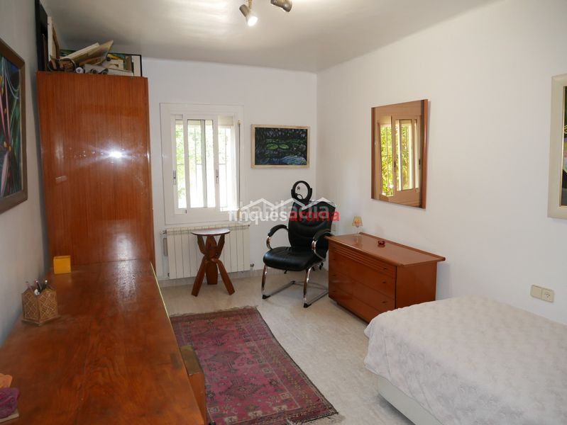 Foto 4e00e75a-3e1e-4f0b-8103-4b7521c91e07. Casa amb xemeneia calefacció a Alió