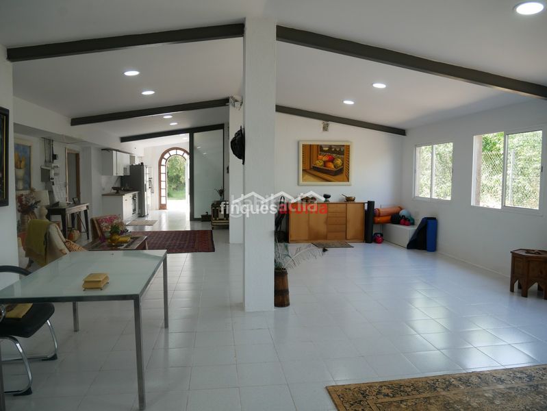Foto 6389b0ec-09a2-4414-8f67-5a5fd1df7469. Casa amb xemeneia calefacció a Alió