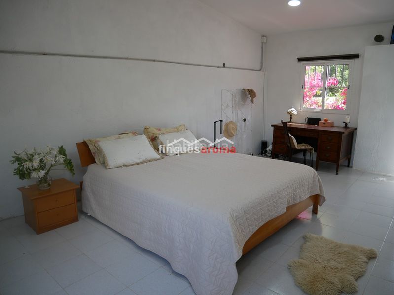 Foto ab5622be-116a-41e1-b076-6b2fdd563d5b. Casa amb xemeneia calefacció a Alió