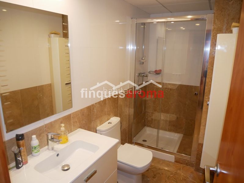 Foto c1a6c1ea-57c1-42fe-8b21-fd71e2c79eb7. Duplex with heating parking in Eixample Tarragona