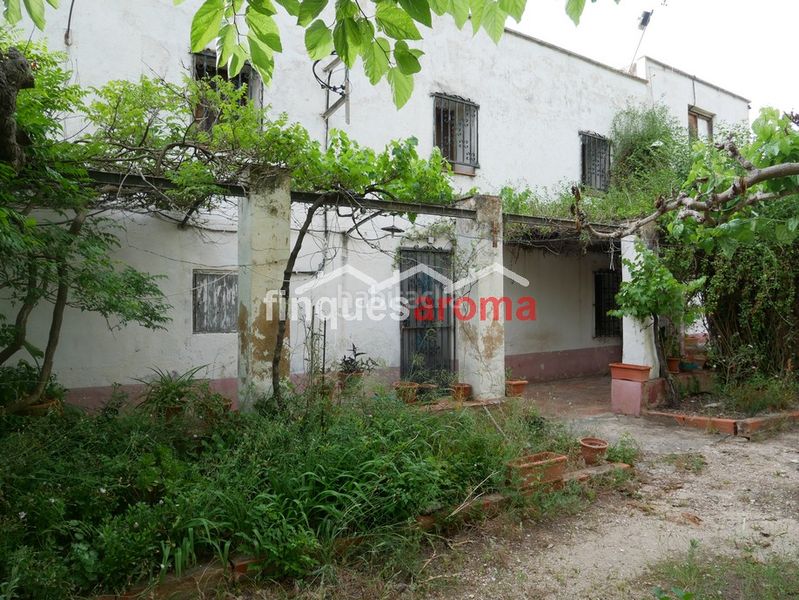 Foto 393b80a7-1000-432d-b542-84203839fb6e. Casa amb xemeneia a Valls