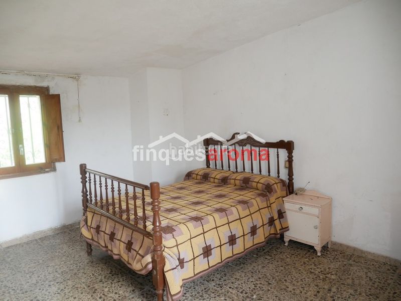 Foto 725bb50c-96c5-4be6-922d-bbeadd9f426c. Casa amb xemeneia a Valls