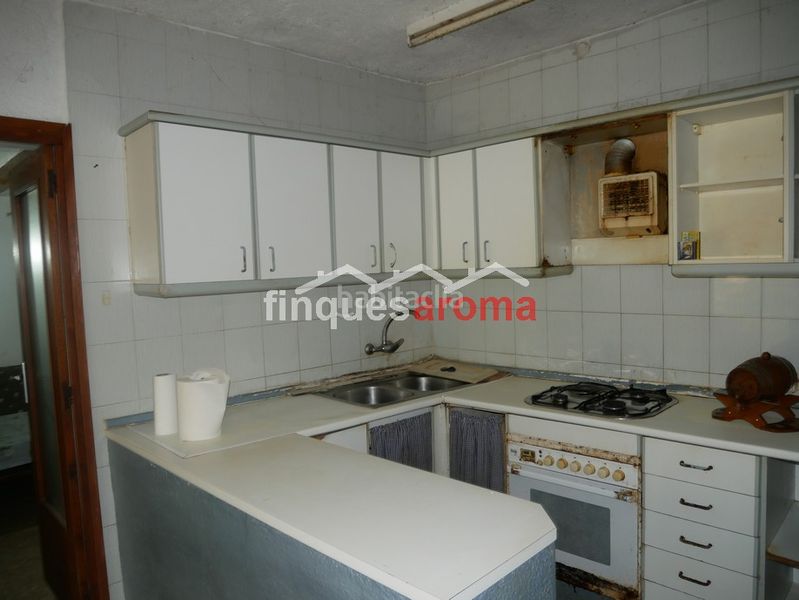 Foto 956dc08d-21b4-4710-80f9-ad6a2448a5be. Casa amb xemeneia a Valls