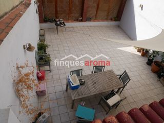 Casa a Valls. Exclusiva propiedad de 494 m² con 2 grandes terrazas, garaje y a