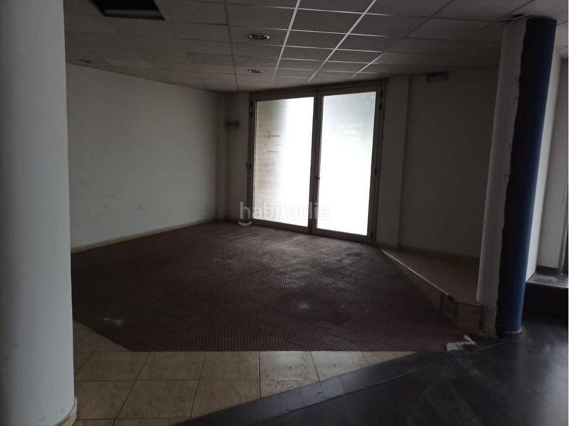 Foto 69bd9b2a-88bb-4dd9-9cc6-14bb702e3363. Local commercial dans carrer esteve terrades 44 dans Granollers