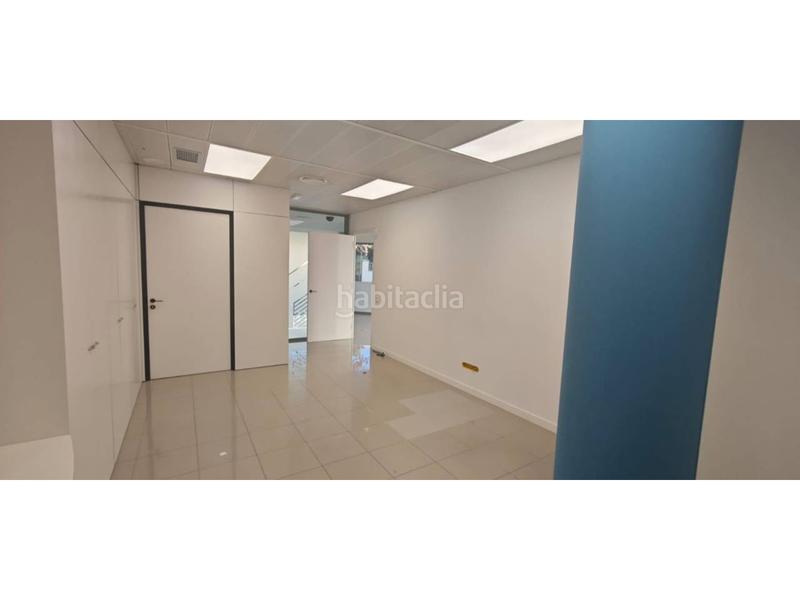 Foto 176e60d6-eb43-4557-a8c8-2ea321fe67c6. Alquiler local comercial alquiler de un local comercial en Sant Celoni