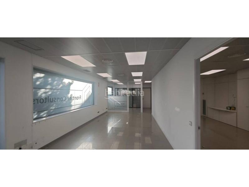 Foto 5018bd21-1d21-4dc7-8b66-a7de22fcc8a7. Alquiler local comercial alquiler de un local comercial en Sant Celoni