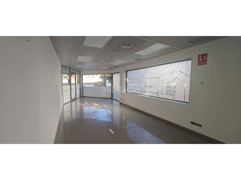 Foto 9a1bc794-f5a7-4076-95c0-554c02d80d68. Alquiler local comercial alquiler de un local comercial en Sant Celoni
